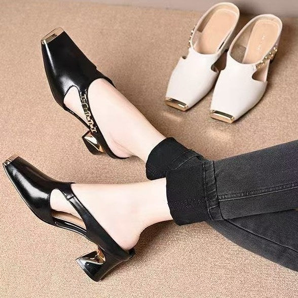 Mules à talon design – Ouvertes et élégantes