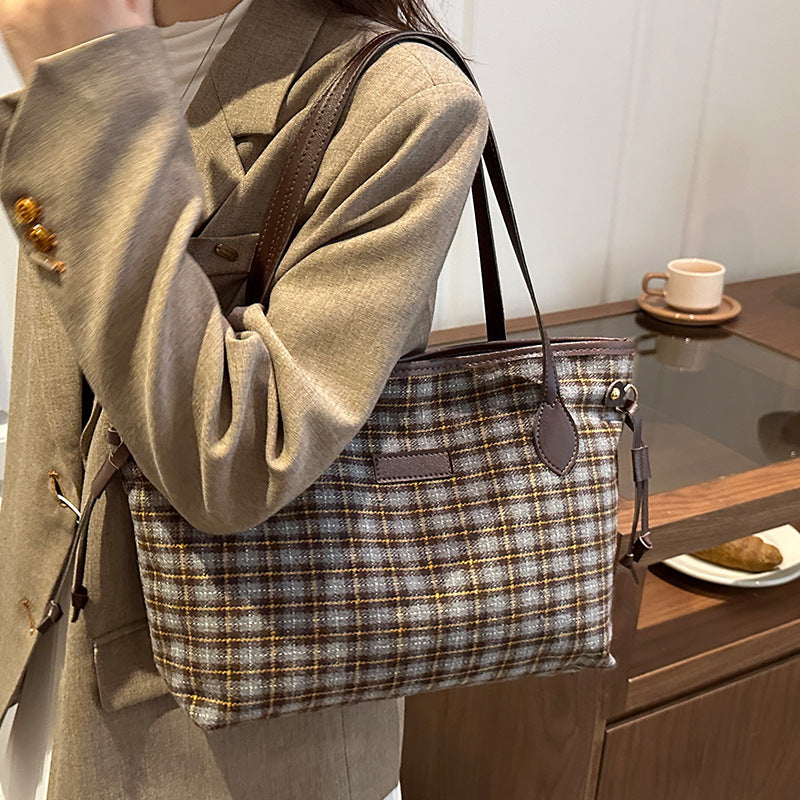 Sac Tressé Géométrique Spacieux