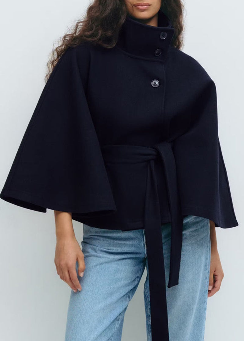 Veste Cape Dramatique Féminine